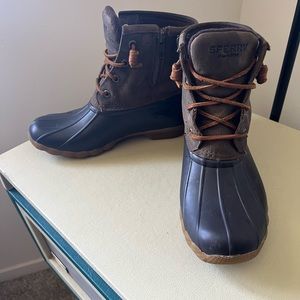 Women’s Sperry Duck Boot. Size 5.5.